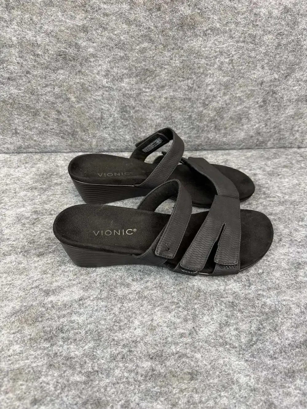 Vionic Black Slide Wedge Sandals Size 10 Adjustable Straps